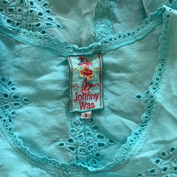 𝅺JOHNNY WAS Embroidered floral eyelet sleeveless blouse.S. As is . - Picture 6 of 8